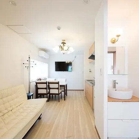 323 Namba -3F Apartment